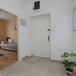 Apartman Seaside Paradise *
