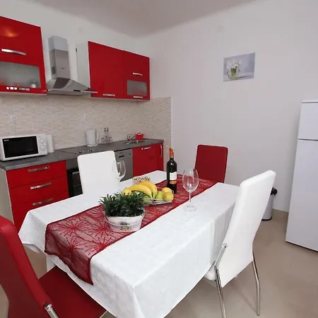 Seaside Paradise Apartment *